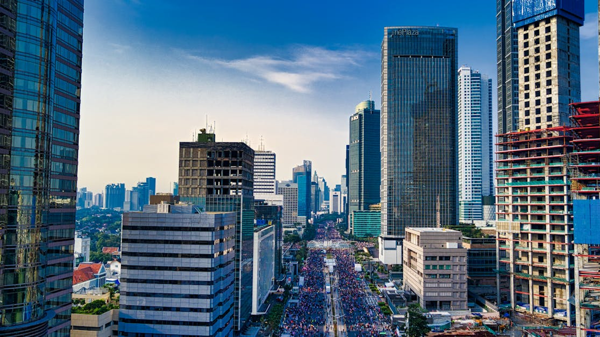 When is an S-corp election the right move?