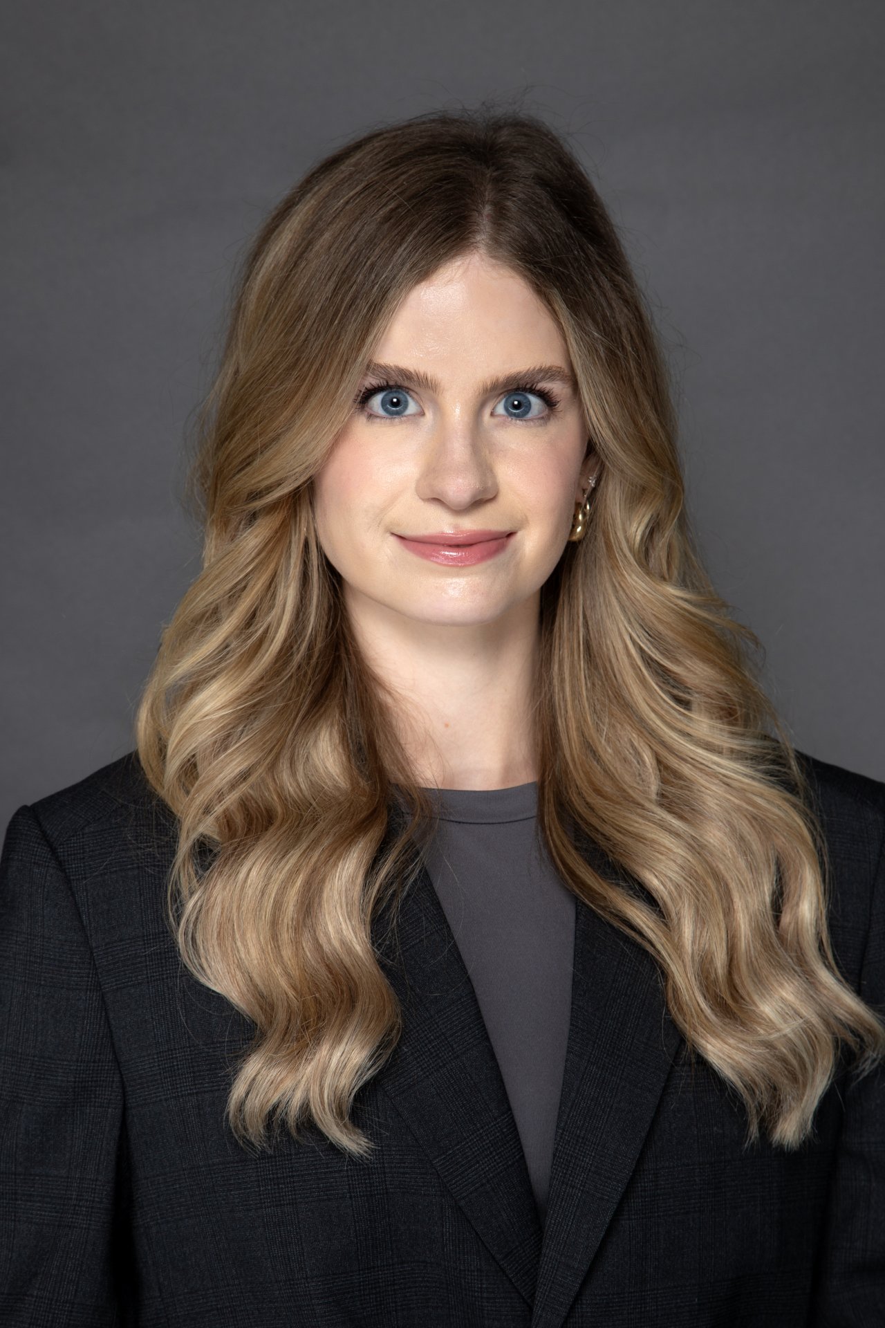Julia Maciuszek, Audit Associate at Topel Forman, a Chicago CPA firm